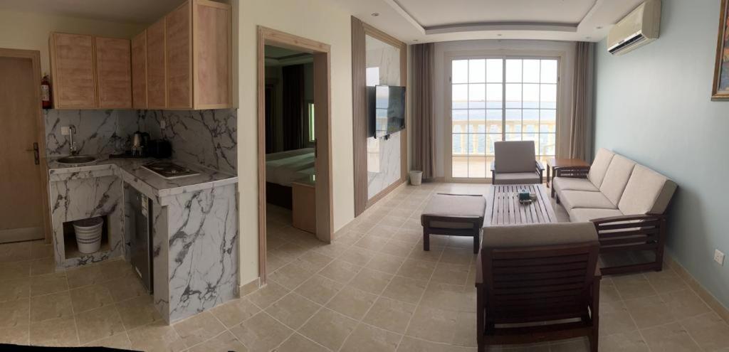 Al Ahmadi Plaza Resort Yanbu Exteriör bild
