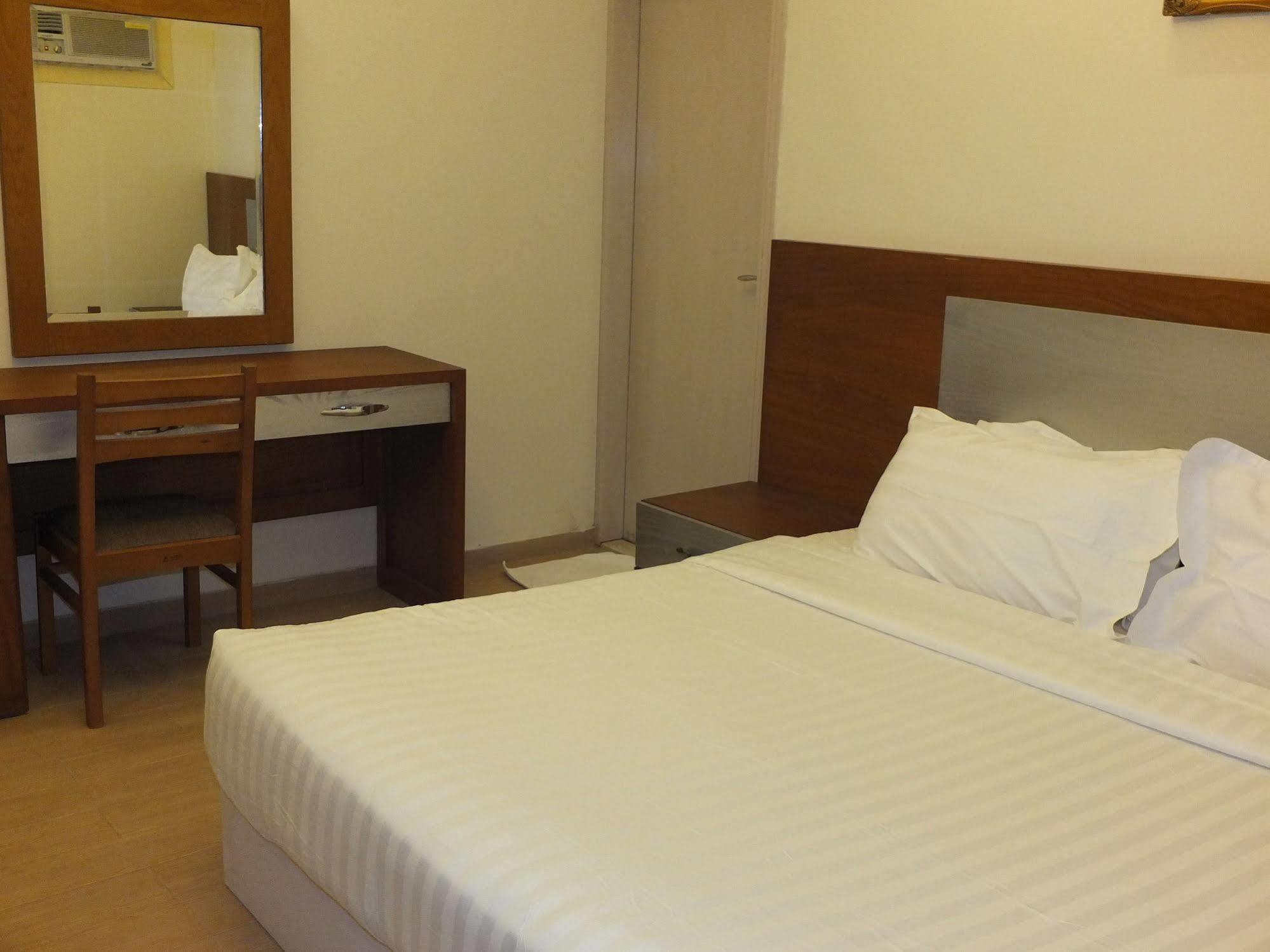 Al Ahmadi Plaza Resort Yanbu Exteriör bild