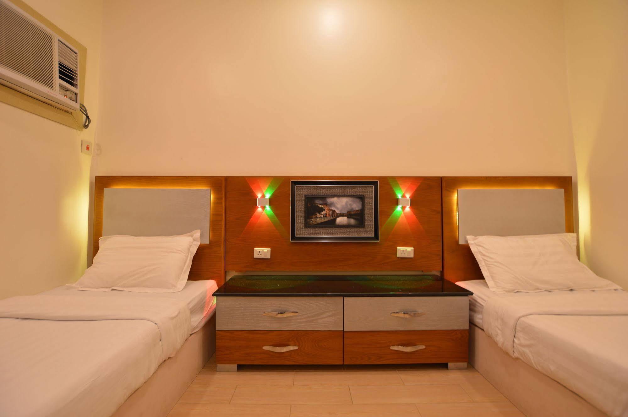 Al Ahmadi Plaza Resort Yanbu Exteriör bild