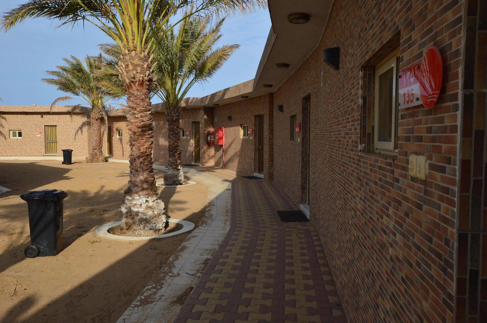 Al Ahmadi Plaza Resort Yanbu Exteriör bild